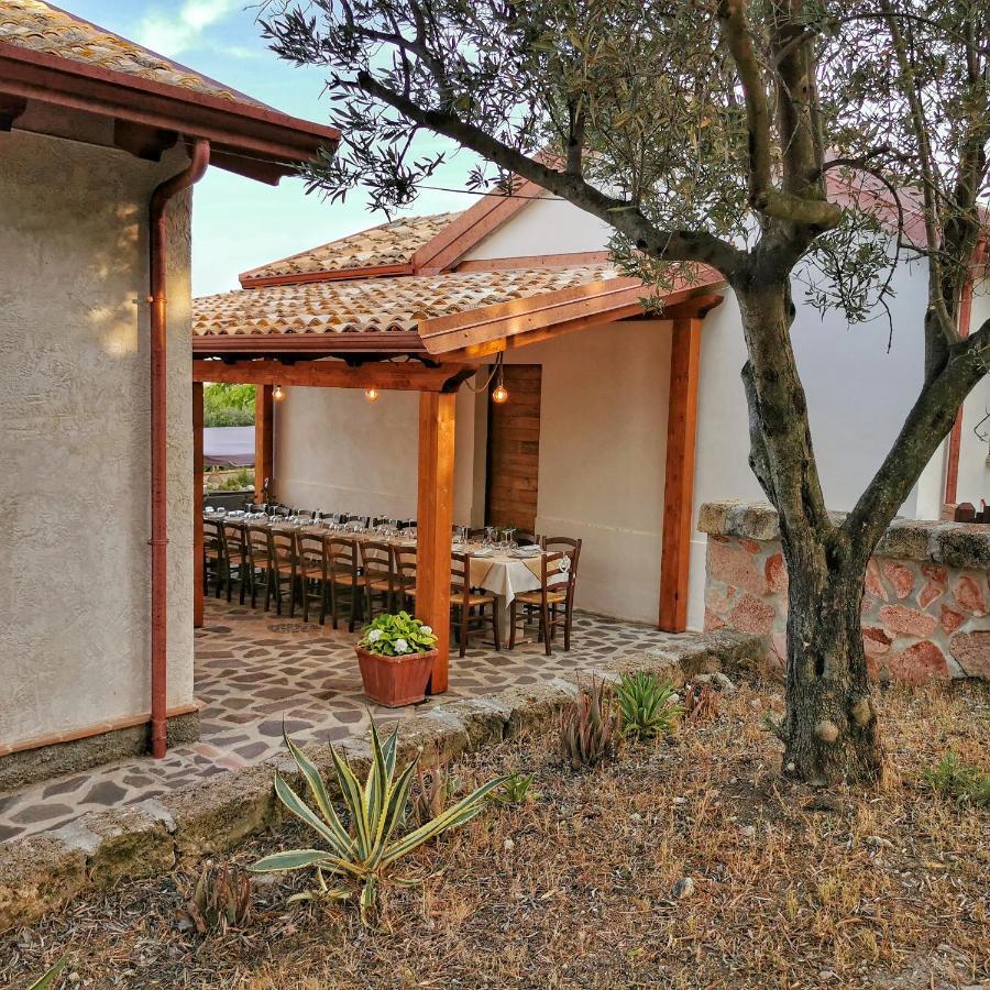 Вилла Borgo Santa Lucia Кропани Экстерьер фото
