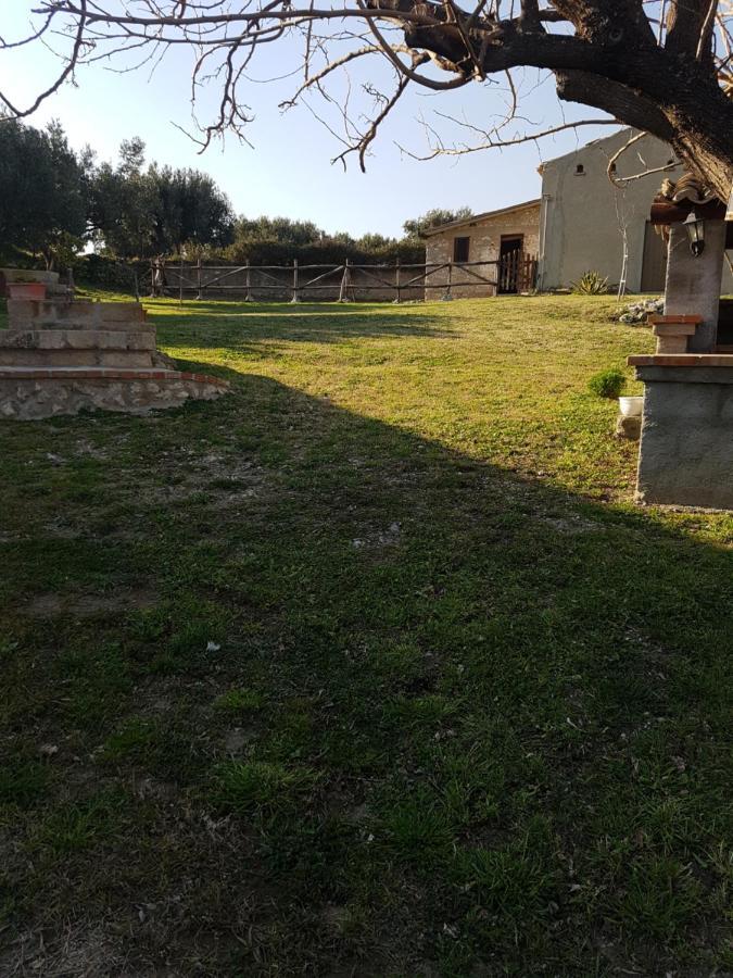 Вилла Borgo Santa Lucia Кропани Экстерьер фото